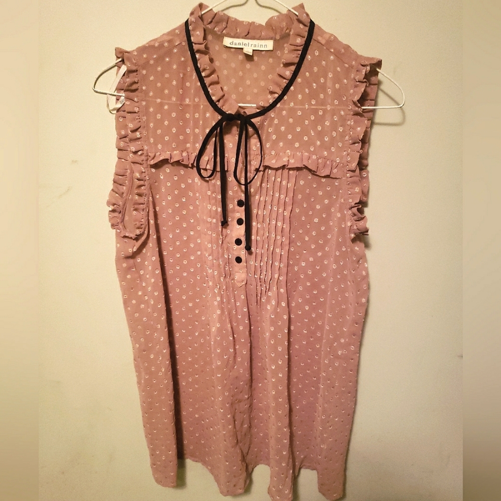 Vintage DANIEL RAINN - Sleeveless Pink Swiss Dot Sheer Boho Top with Ribbon Tie